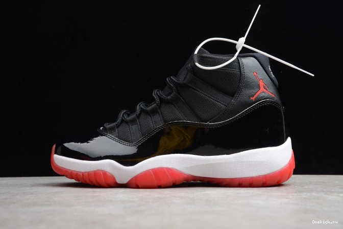 One Kick Air Bred(2019) 378037-061 11 Jordan 0812